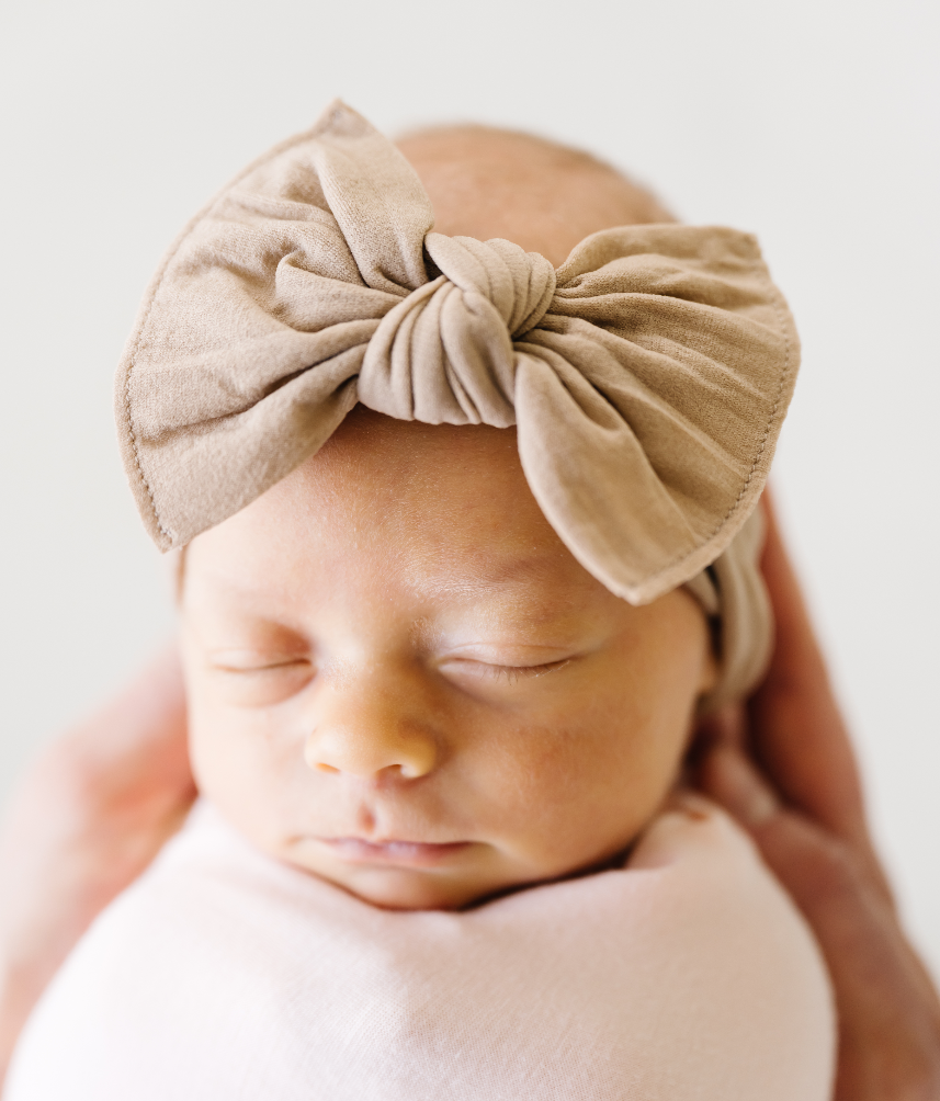 KNOT Bow: Oak