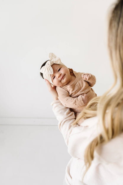 KNOT Bow: Oatmeal